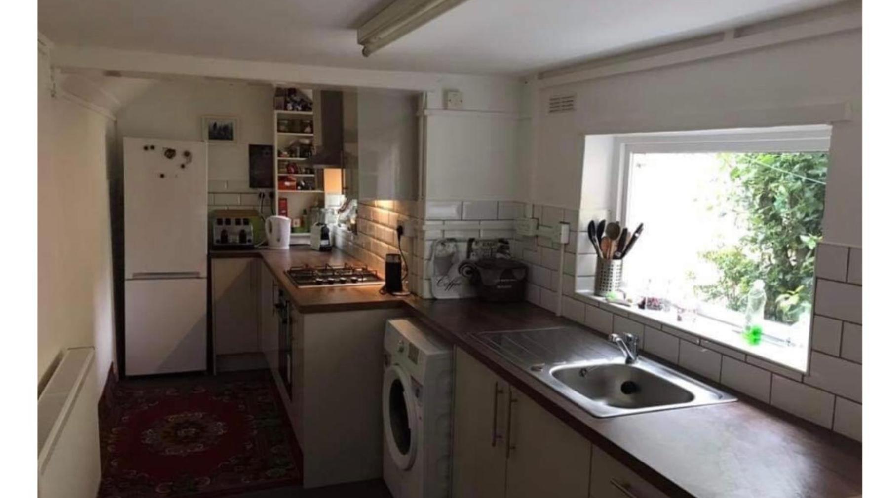 Homestay In The Heart Of Avalon Γκλάστονμπερι Εξωτερικό φωτογραφία