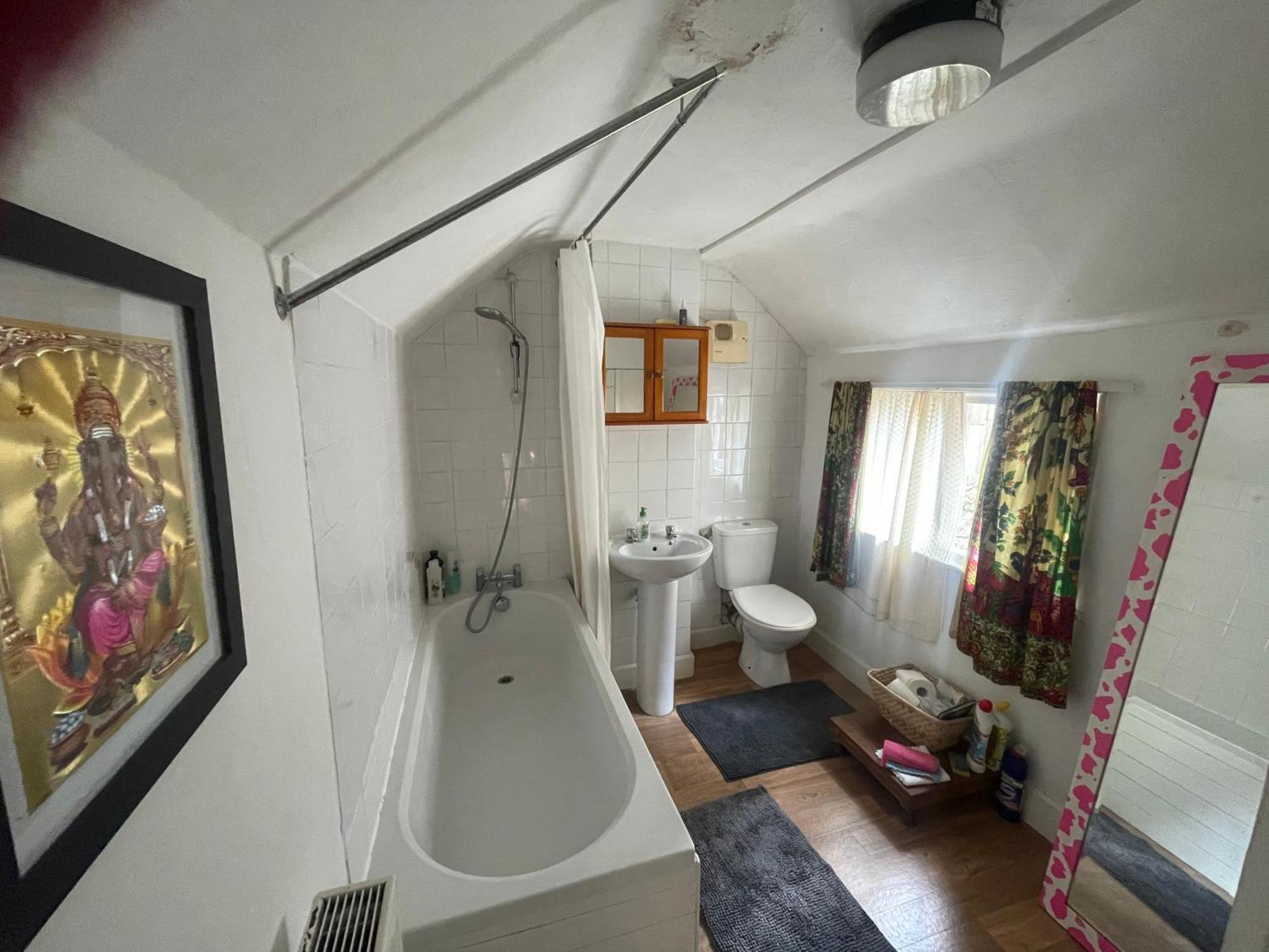 Homestay In The Heart Of Avalon Γκλάστονμπερι Εξωτερικό φωτογραφία